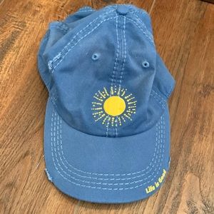 Life is Good hat